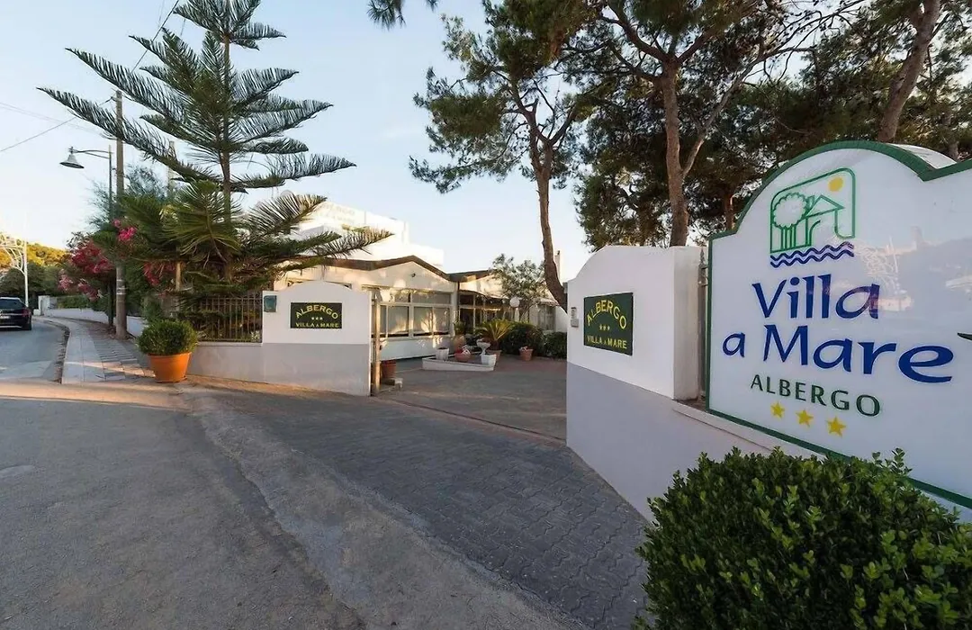 Albergo Villa A Mare-1